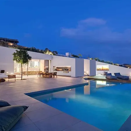 Luxury In Mykonos *